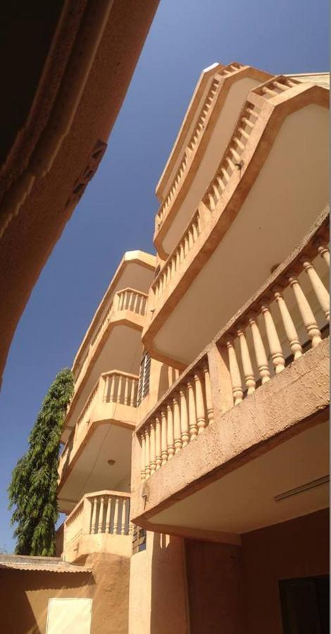 Hotel Kavana Ouagadougou Bagian luar foto