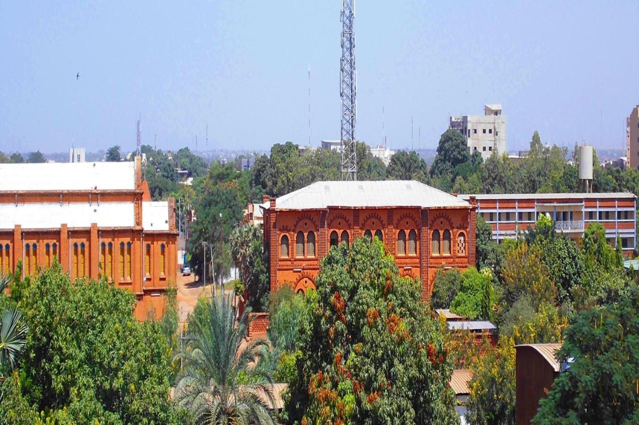 Hotel Kavana Ouagadougou Bagian luar foto